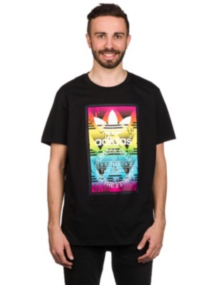 Soccurf Tongue Label T-Shirt